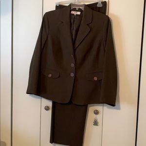 Women’s Career Suit